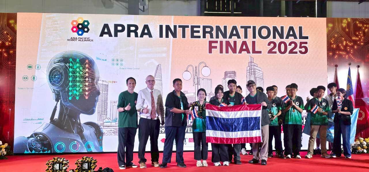 GR-Omega สาธิต มพ. ผงาดเวทีโลก รวมทีมสร้างประวัติศาสตร์! คว้ารองชนะเลิศอันดับ 1 บนเวทีนานาชาติ ASIA PACIFIC ROBOT ALLIANCE 2025