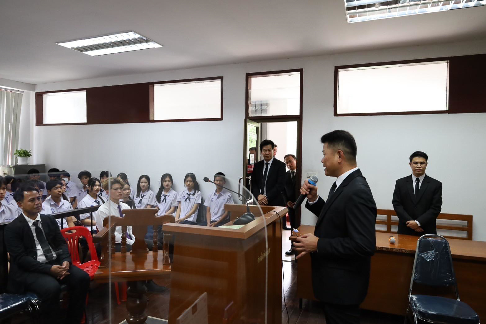 รูปภาพที่ 9