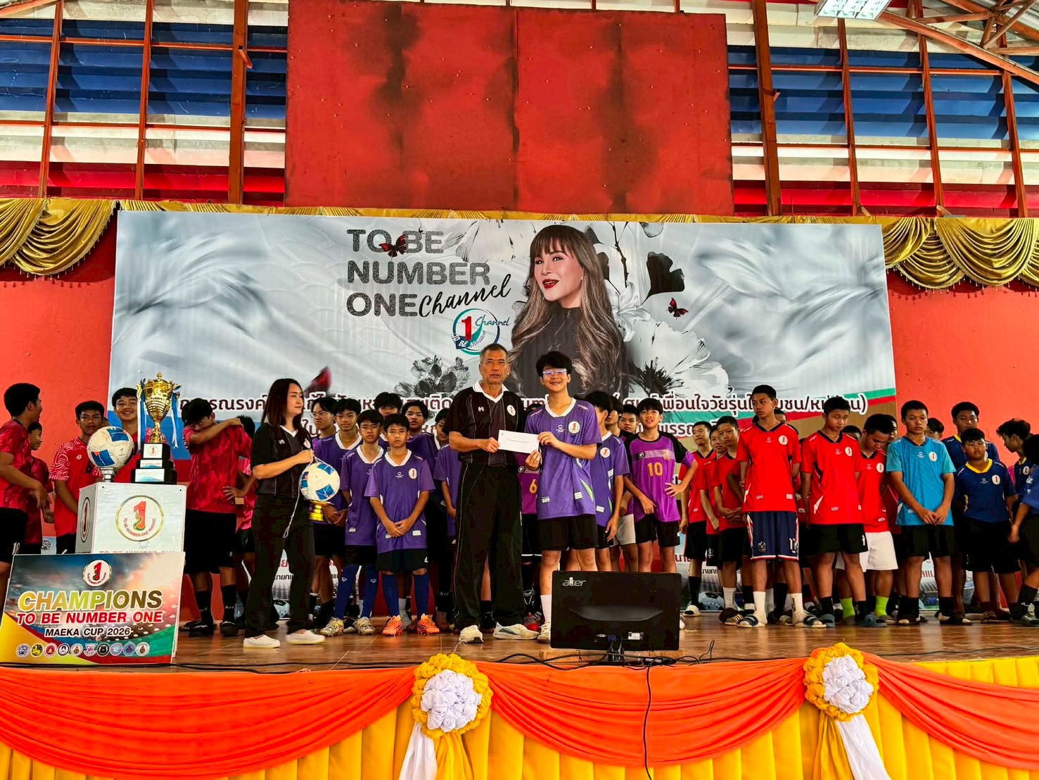 โรงเรียนสาธิต มพ. กวาดรางวัลเวที TO BE NUMBER ONE! โชว์ศักยภาพครบทุกด้าน ทั้งกีฬา ร้องเพลง และ Cover Dance